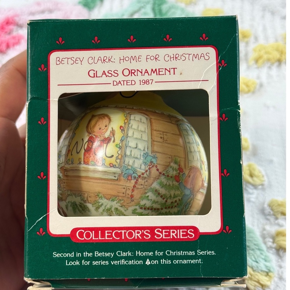 Vintage 1987 Hallmark Betsey Clark Home for Christmas Glass Ornament QX272-7
